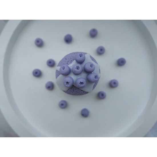 Mydlana babeczka owoce leśne