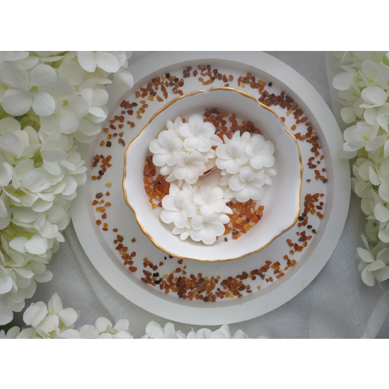 Świeca sojowa z naturalnymi bursztynami