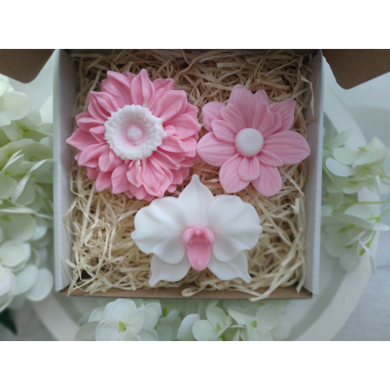 Mydlany flower box na prezent