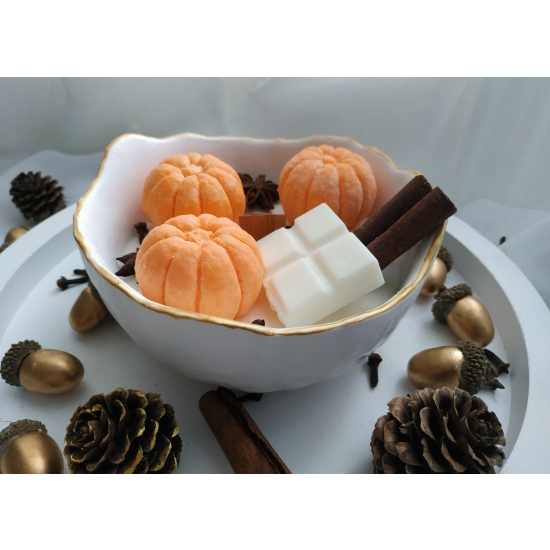 Świąteczna świeca sojowa cynamon i pomarańcza