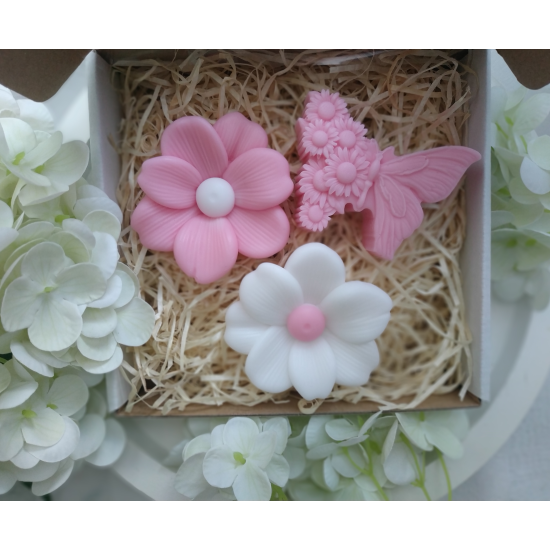 Mydlany flower box na prezent