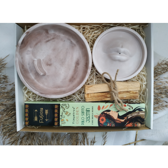 Zestaw prezentowy kadzidełka i podstawki