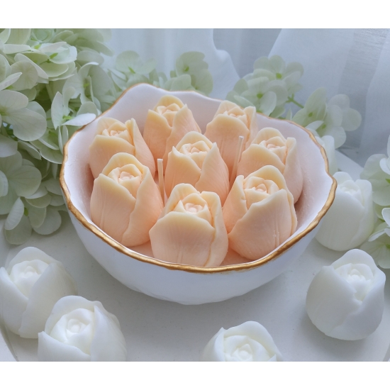 Świeca sojowa z tulipanami Dzień Kobiet